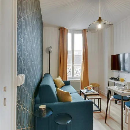 Bluestay 141 - Superb * Bagnolet